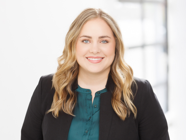 Henson Efron Welcomes Paralegal Jennessa Carlson to the Family Law Team